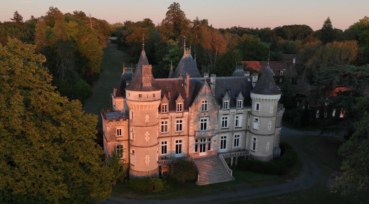 Chateau De La Rose Cluis エクステリア 写真